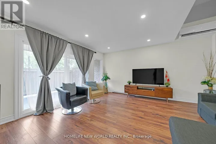 38 SPRINGFAIR AVENUE, Aurora (Aurora Village), Ontario L4G3M2