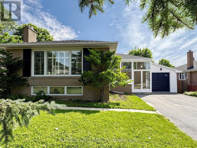 7 LAURENTIDE AVENUE, Aurora (Aurora Heights), Ontario L4G3B3