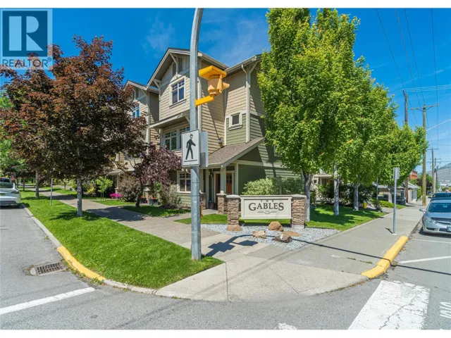 576 NICOLA Street Unit# 10, Kamloops, British Columbia V2C2R1