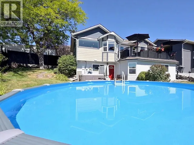 5867 TULAMEEN Street, Oliver, British Columbia V0H1T0