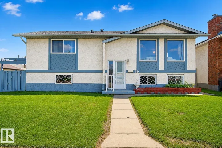 69 DUNLUCE RD NW, Edmonton, Alberta T5X4P1