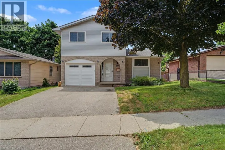39 SOUTHWOOD Drive, Kitchener, Ontario N2E2E6