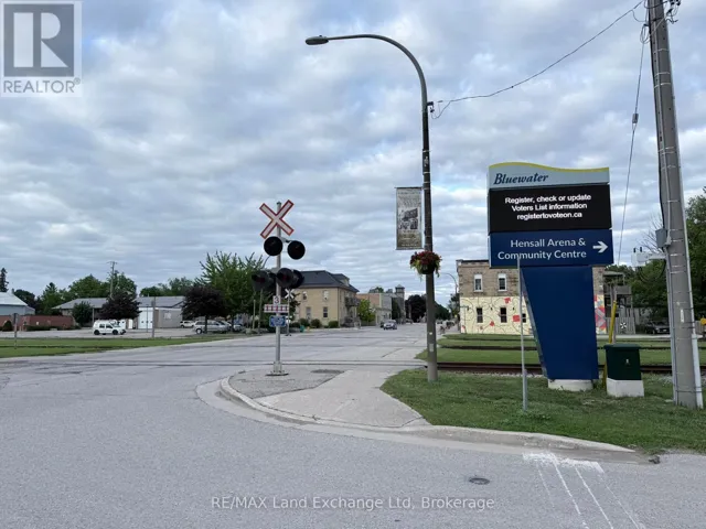 780