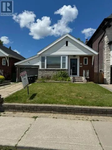 10 MEMORIAL PARK AVENUE, Toronto (Danforth Village-East York), Ontario M4J2J6