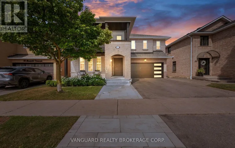 22 MONTEITH CRESCENT, Vaughan (Maple), Ontario L6A3M7