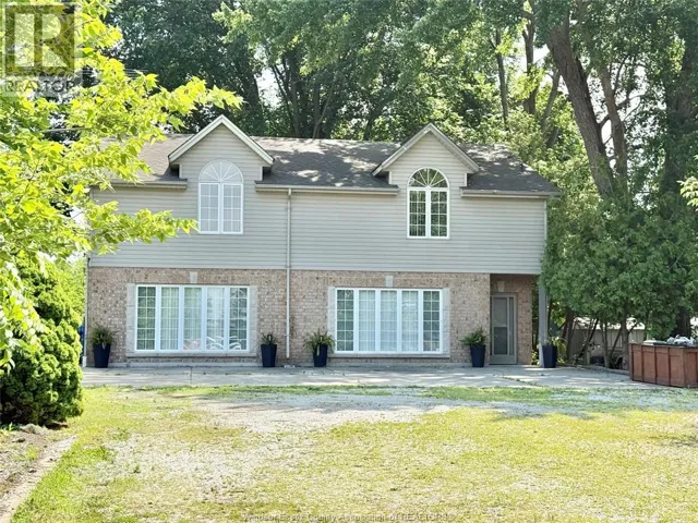 695 FRONT ROAD North Unit# UPPER, Amherstburg, Ontario N9V2V6