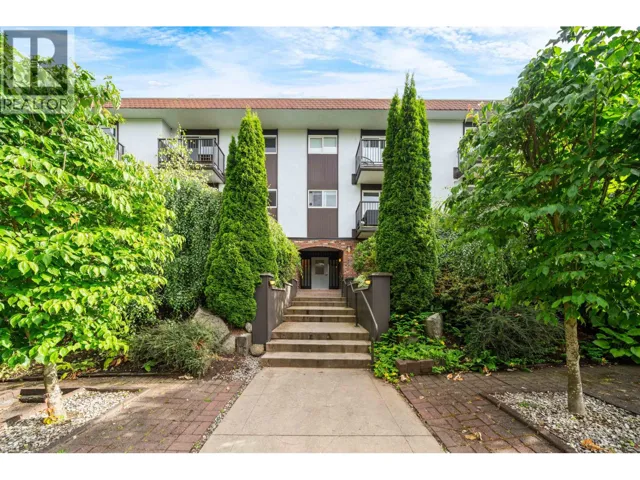 210 2234 W 1ST AVENUE, Vancouver, British Columbia V6K1G1