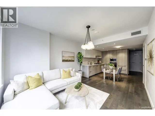 807 8160 MCMYN WAY, Richmond, British Columbia V6X0V2