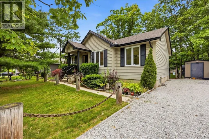 10158 VICTORIA STREET, Lambton Shores, Ontario N0M2L0