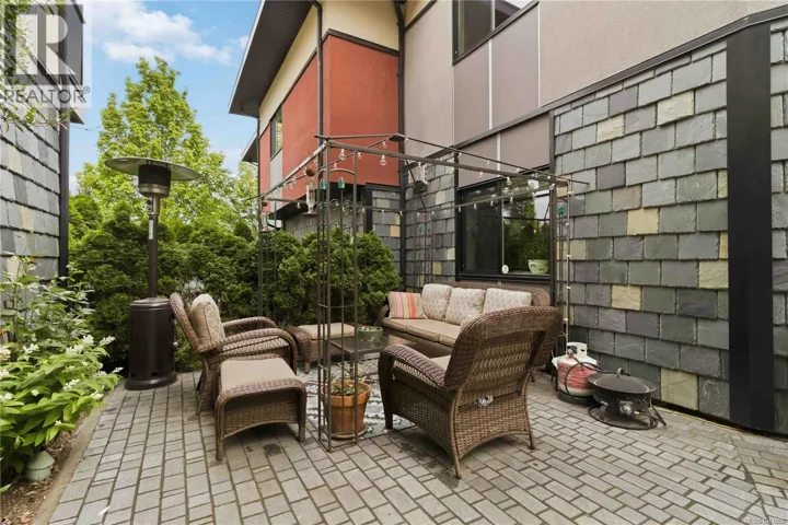 5 2321 Island View Rd, Central Saanich, British Columbia V8Z5Z2