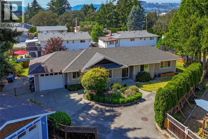 2964 Pickford Rd, Colwood, British Columbia V9B2K7