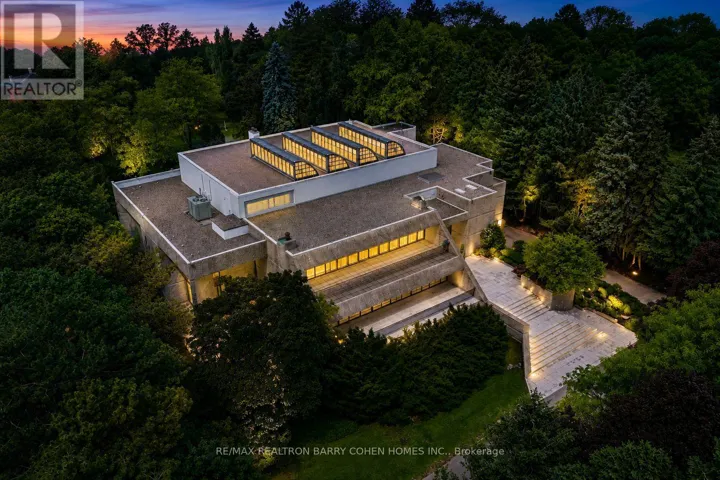 30 HIGH POINT ROAD, Toronto (Bridle Path-Sunnybrook-York Mills), Ontario M3C2R3
