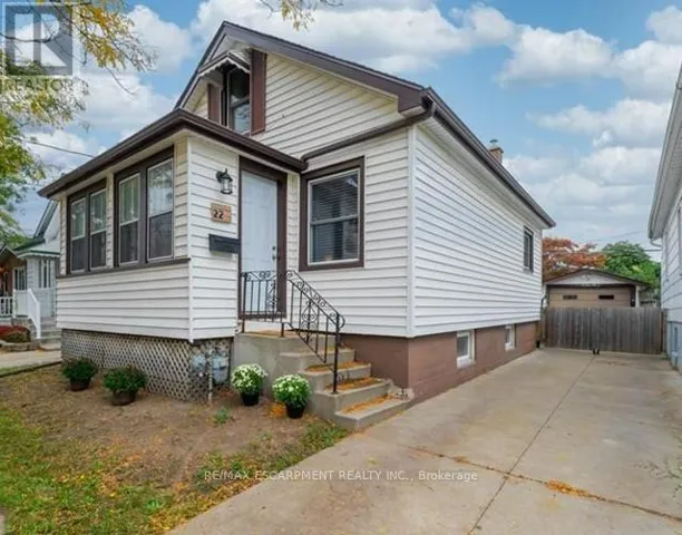 22 CONCORD AVENUE, St. Catharines (Facer), Ontario L2M5N6