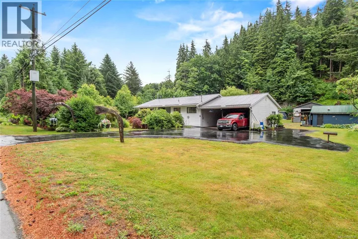 1276 Sayward Rd, Sayward, British Columbia V0P1R0