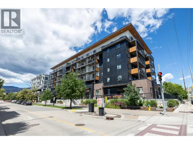 660 Cawston Avenue Unit# 111, Kelowna, British Columbia V1Y9M1