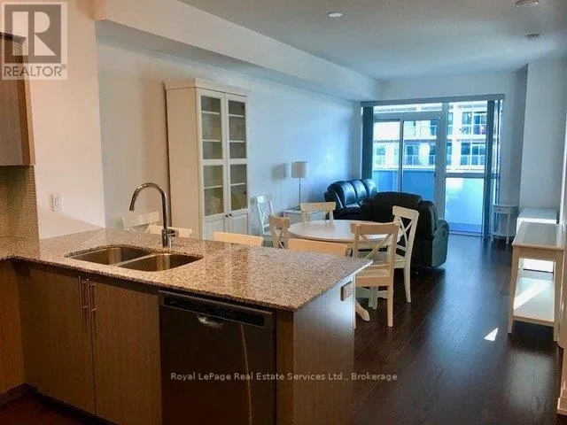 907 - 65 SPEERS ROAD, Oakville (CO Central), Ontario L6K0J1