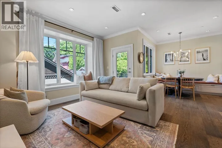 533 E 11TH AVENUE, Vancouver, British Columbia V5T2E1