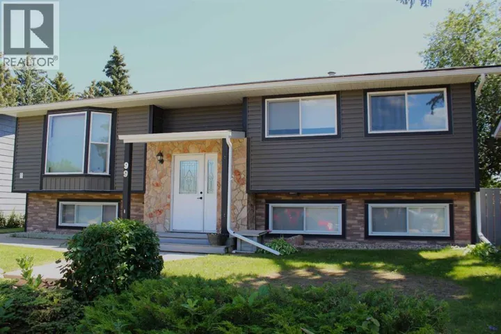 99 McNab Park Street E, Brooks, Alberta T1R0K6