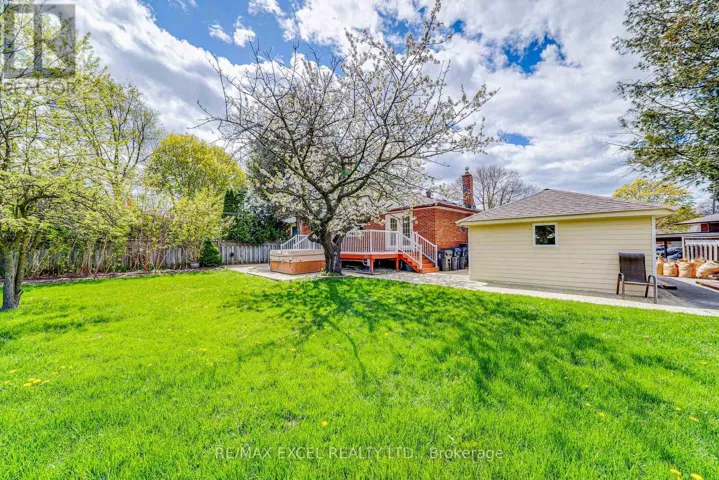 51 TORDALE CRESCENT, Toronto (Bendale), Ontario M1P3X6