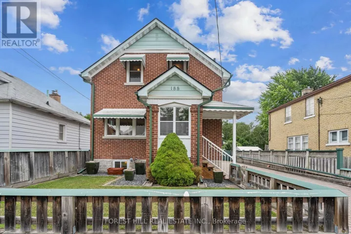 188 WENTWORTH AVENUE, Kitchener, Ontario N2M3S4