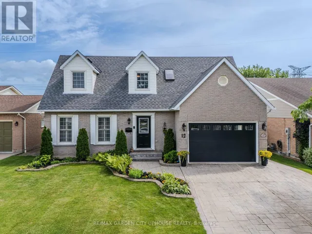 12 FOXHILL CRESCENT, St. Catharines (Rykert/Vansickle), Ontario L2S3T9