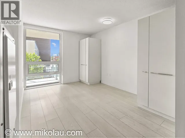 318 180 E 2ND AVENUE, Vancouver, British Columbia V5T0K4