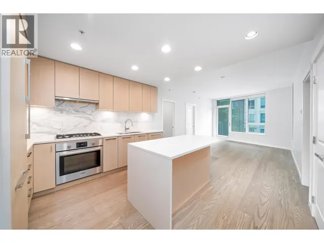 423 3563 ROSS DRIVE, Vancouver, British Columbia V6S0L3