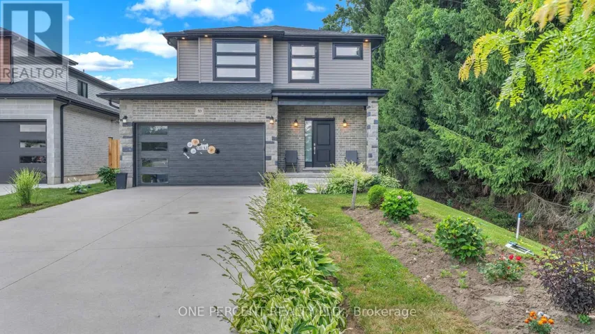 59 MCNEIL STREET, Strathroy-Caradoc (Mount Brydges), Ontario N0L1W0
