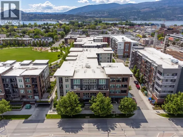 1770 Richter Street Unit# PH7, Kelowna, British Columbia V1Y0E6