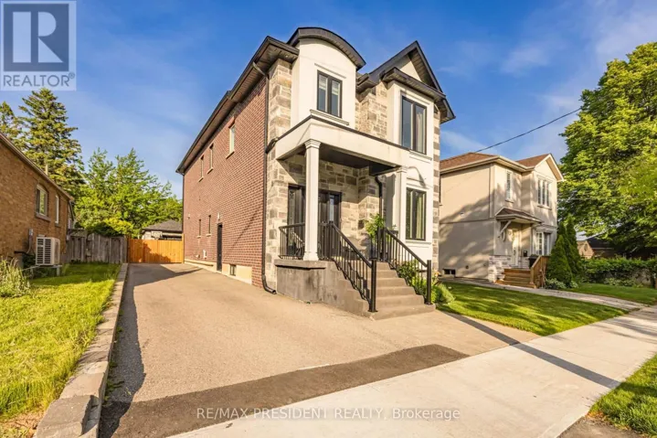 3 HIGHVALE ROAD, Toronto (Clairlea-Birchmount), Ontario M1L3R2