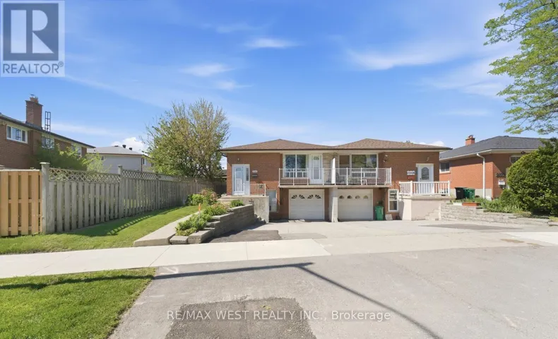 7066 MAGIC COURT, Mississauga (Malton), Ontario L4T3A1