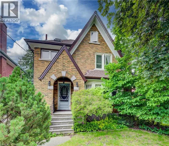 227 LYDIA Street, Kitchener, Ontario N2H1W4