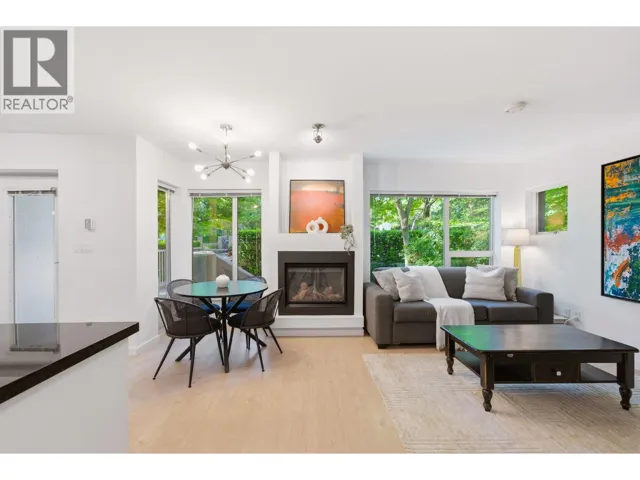 TH1 1288 CHESTERFIELD AVENUE, North Vancouver, British Columbia V7M0B1