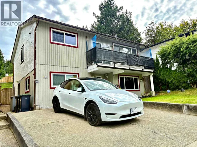 257 ANGELA DRIVE, Port Moody, British Columbia V3H3X7