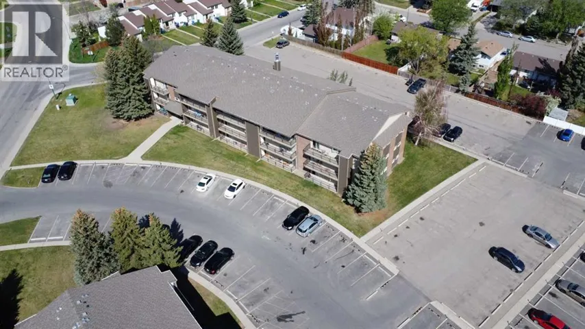 301, 405 Columbia Boulevard, Lethbridge, Alberta T1K4R6