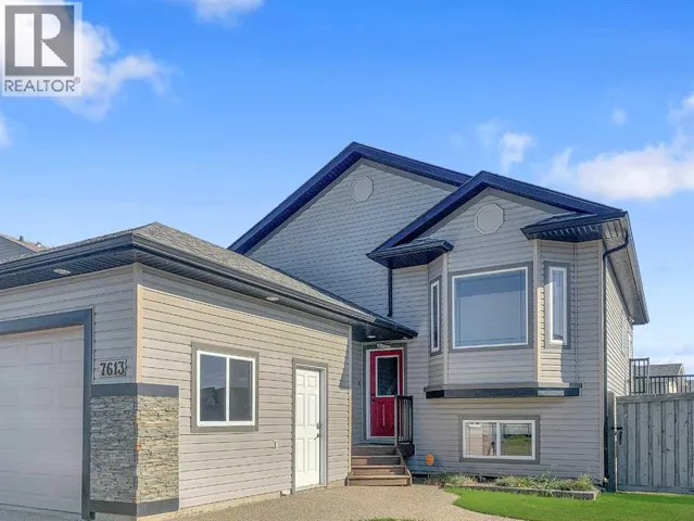 7613 114 Street, Grande Prairie, Alberta T8W0G3