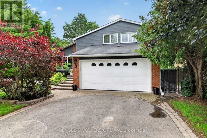1 BLUERIDGE COURT, Ottawa, Ontario K2J2J3