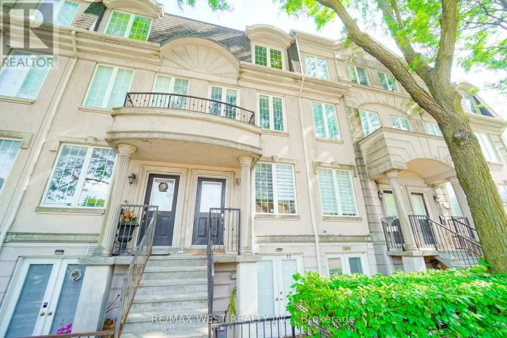 11 - 757 SHEPPARD AVENUE W, Toronto (Clanton Park), Ontario M3H2S9