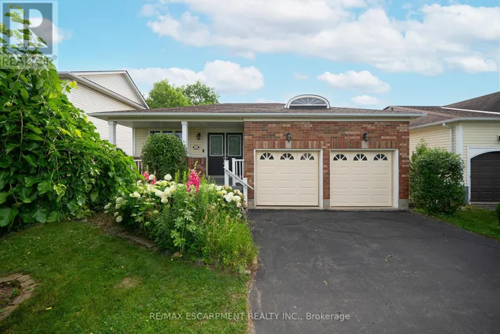 23 STOWE TERRACE, Brantford, Ontario N3T6P4