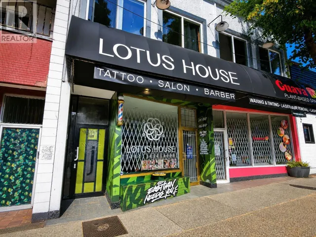 1124 COMMERCIAL DRIVE, Vancouver, British Columbia V5L3X2