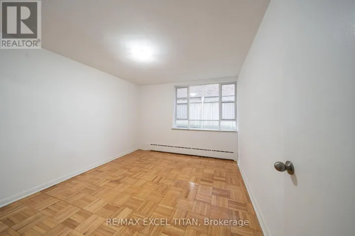 110 - 77 ERSKINE AVENUE, Toronto (Mount Pleasant West), Ontario M4P1Y5