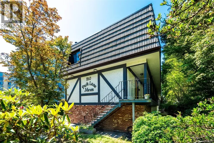 4 210 Douglas St, Victoria, British Columbia V8V2P2