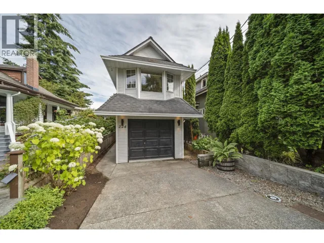224 FOURTH AVENUE, New Westminster, British Columbia V3L1N7
