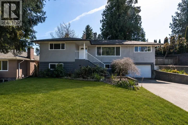 760 GROVER AVENUE, Coquitlam, British Columbia V3J3C8