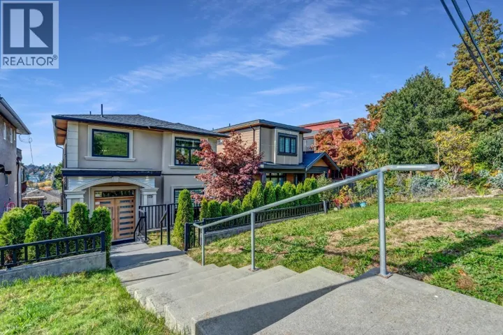 175 DELTA AVENUE, Burnaby, British Columbia V5B3C6