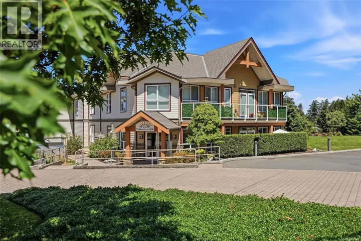 203 439 College Rd, Qualicum Beach, British Columbia V9K0B2