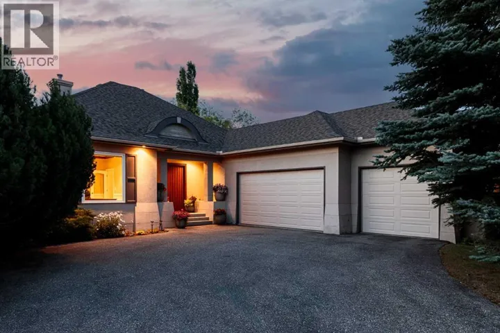 33 Ridge Pointe Drive, Heritage Pointe, Alberta T1S4H1