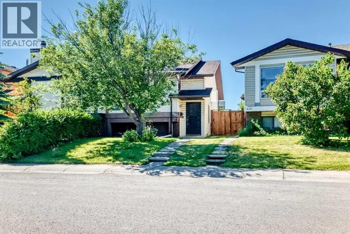 641 Whitewood Road NE, Calgary, Alberta T1Y4A1