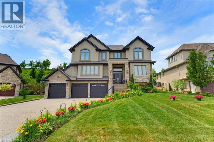 38 RIVER VALLEY Drive, Kitchener, Ontario N2C2V6