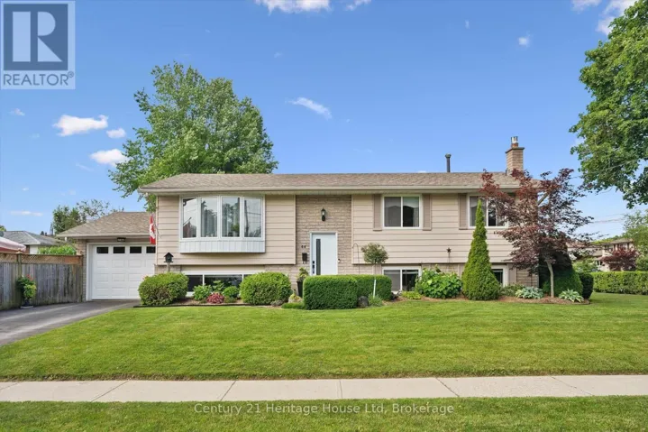 44 INVERNESS DRIVE, Guelph (Victoria North), Ontario N1E6K3